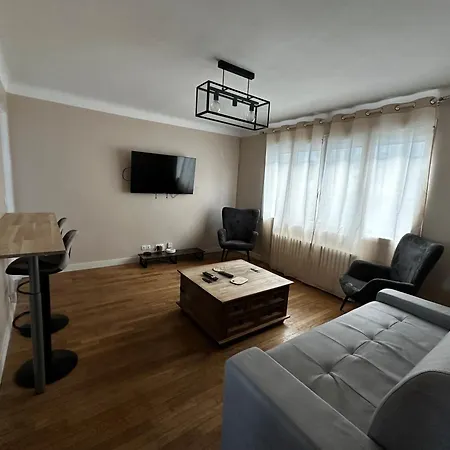 Charmante Maison De Holiday home Margny-les-Compiegne